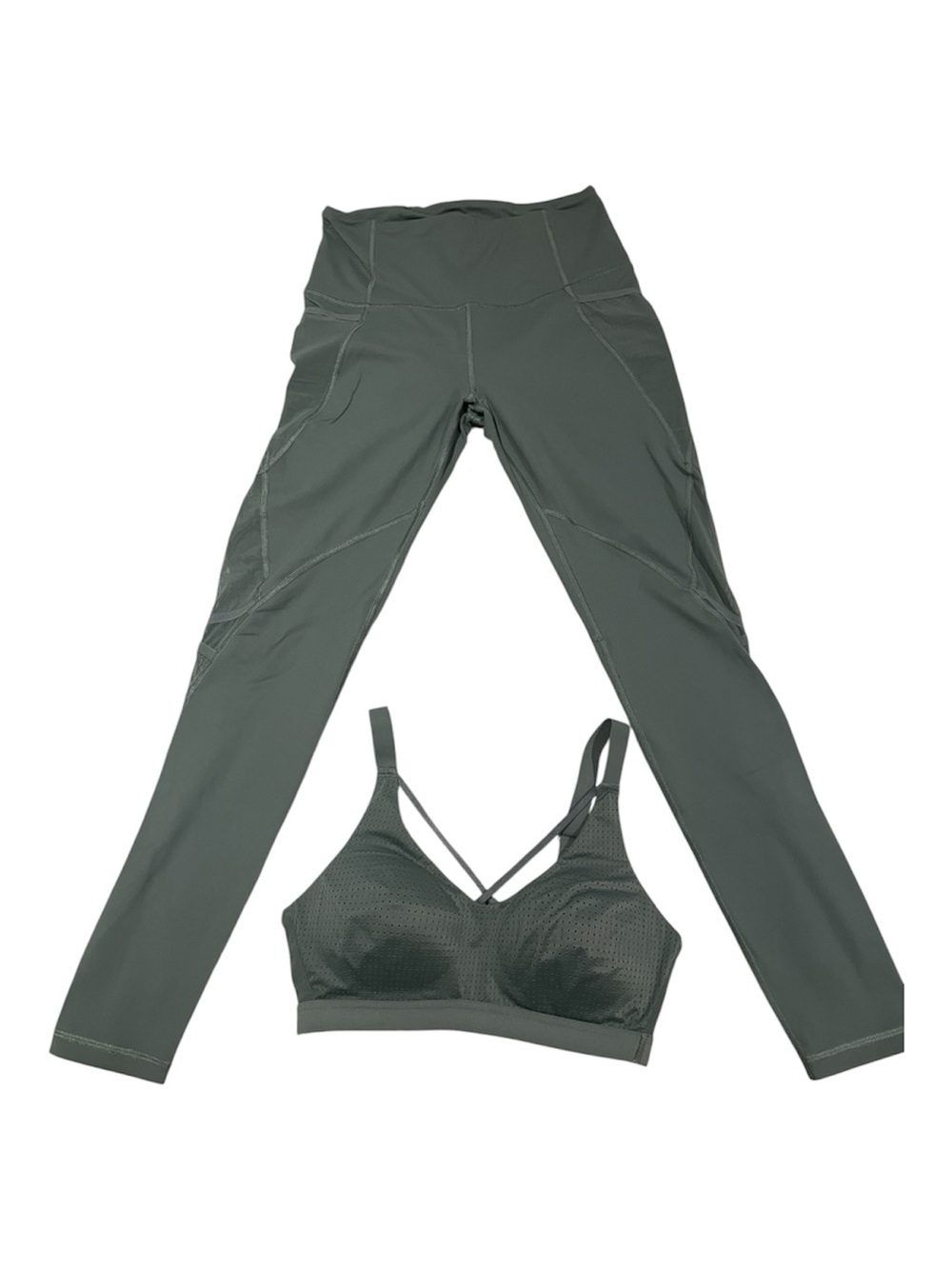Seamless Strappy Sports Bra in Olive Green